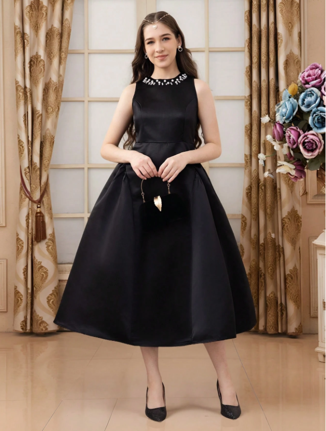 Pearly Satin Detailed Dress