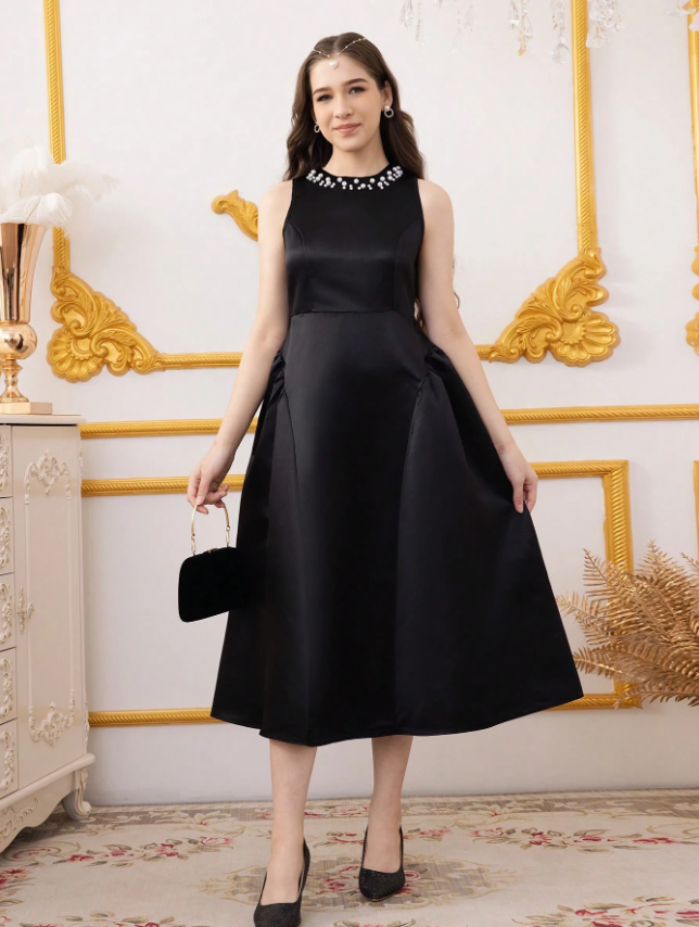 Pearly Satin Detailed Dress