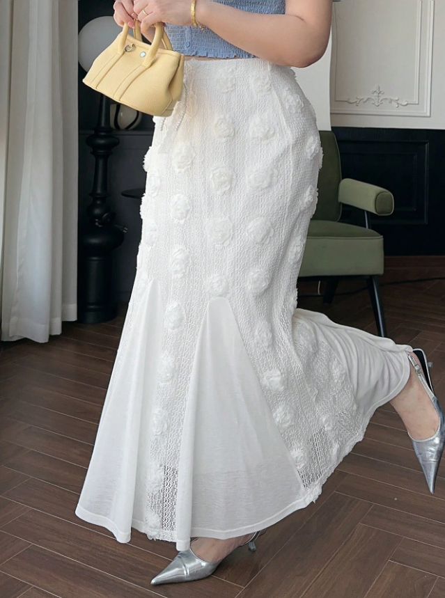 Flower Detailing Skirt