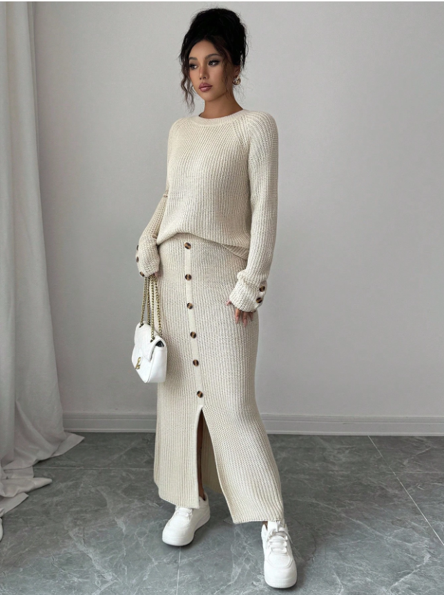 Off White Knit Fit