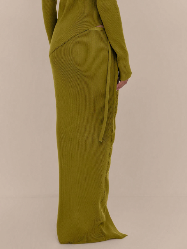 Expertly Designed Knitted Suit