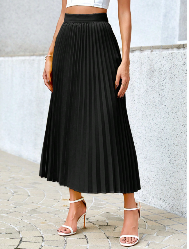 Sophistication via Colorful Pleats