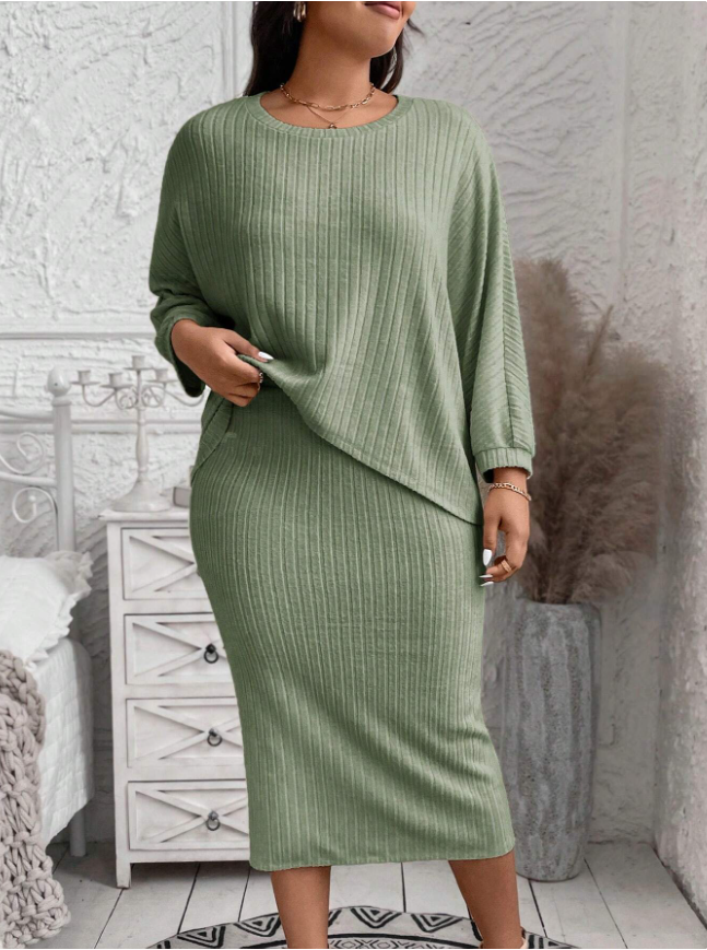 Sleek Plus Size Long Sleeve Cozy Set