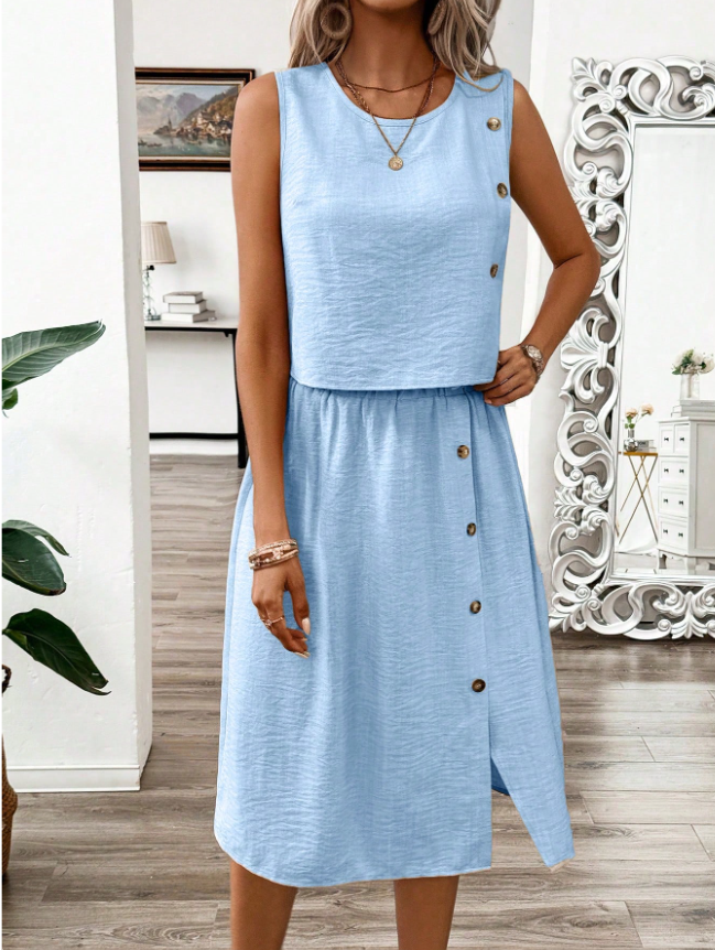 Buttoned Designed Top and Flowy Skirt