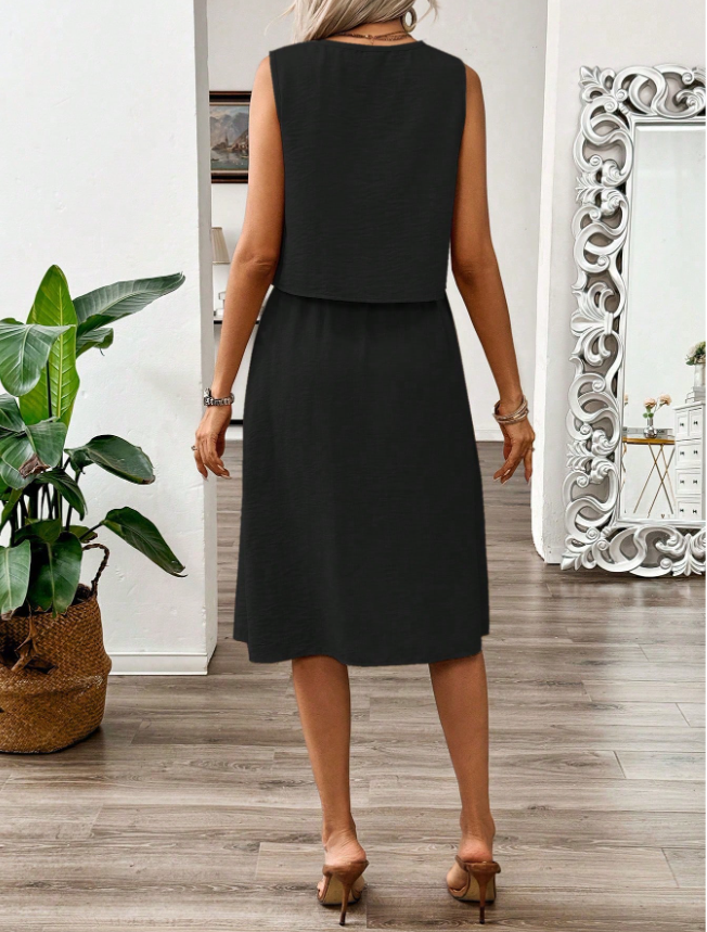 Buttoned Designed Top and Flowy Skirt