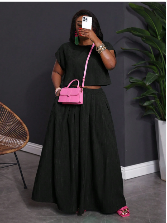 Textured Top and Skirt PLUS