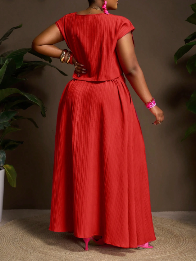 Textured Top and Skirt PLUS