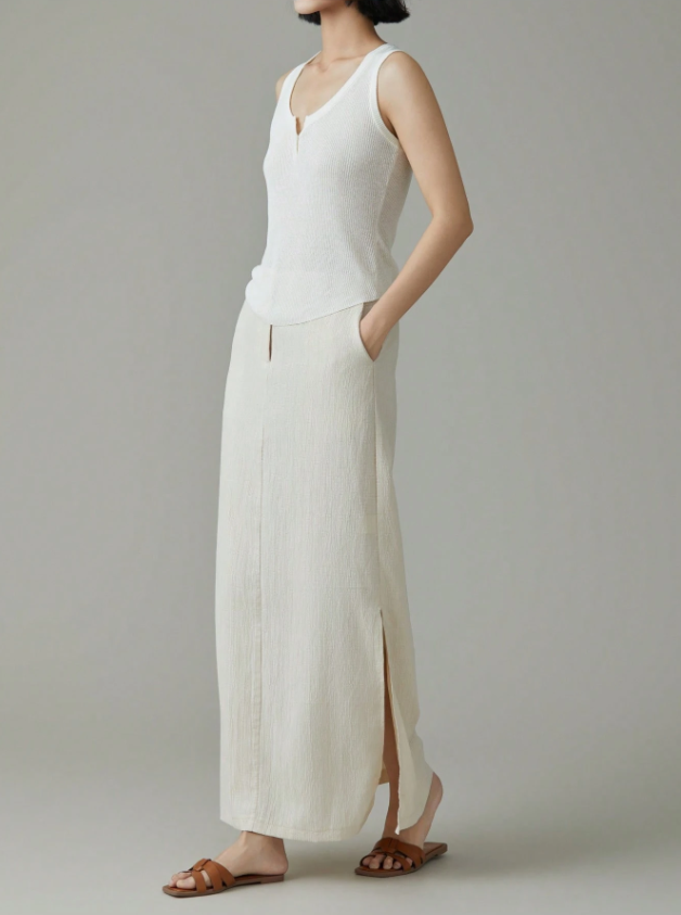 Slimming and Sleek Skirt