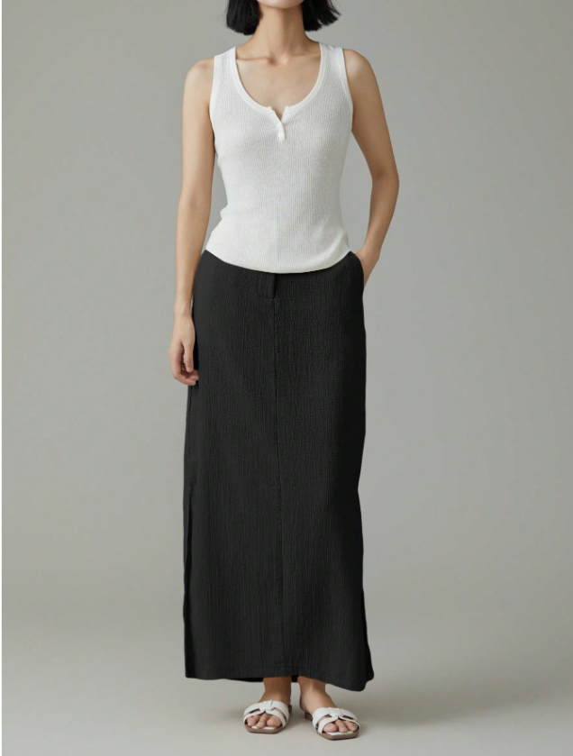 Slimming and Sleek Skirt