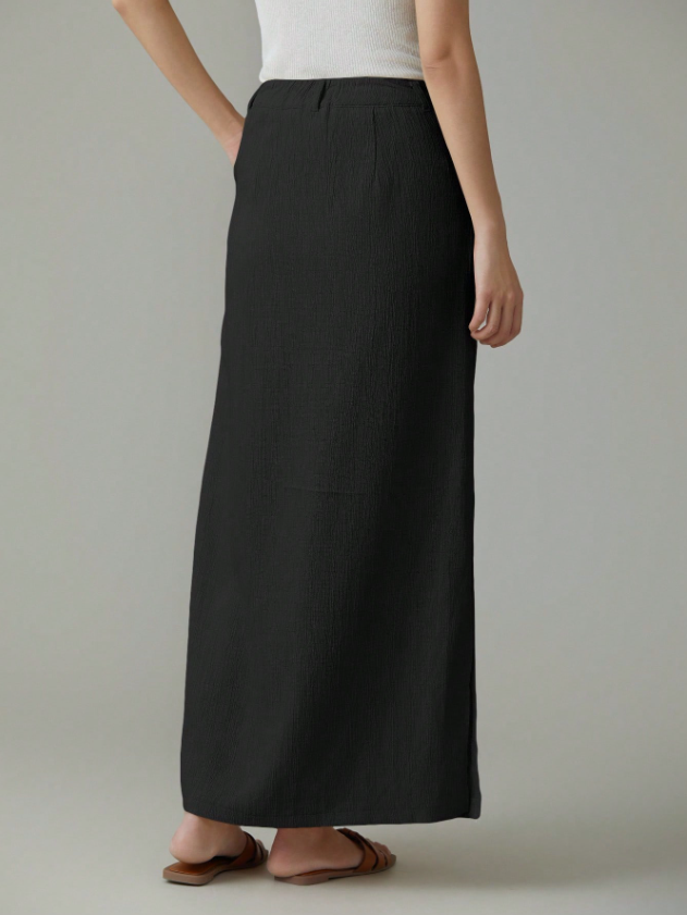 Slimming and Sleek Skirt