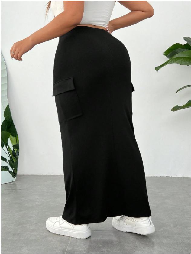 Curves BASICS Cargo Skirt
