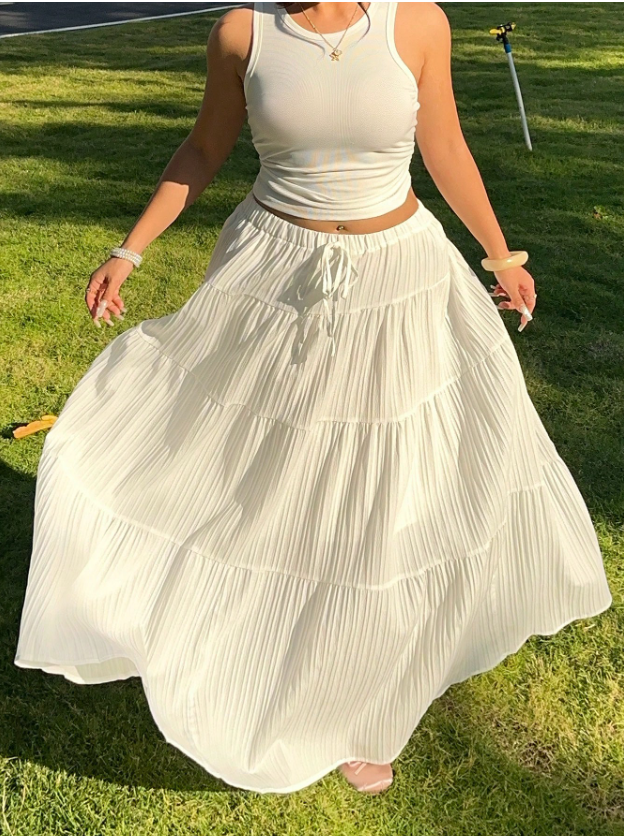 Curvy Skirt and Matching Basic Tank