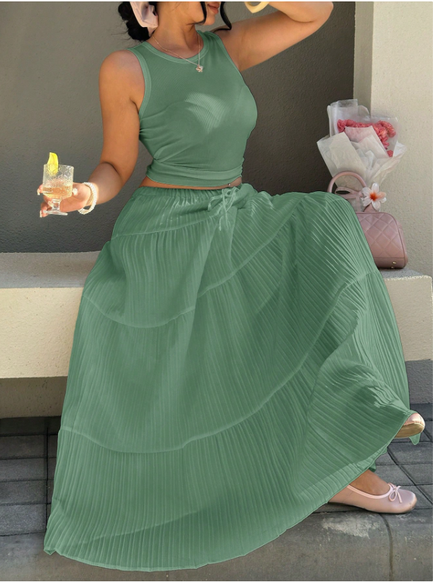 Curvy Skirt and Matching Basic Tank