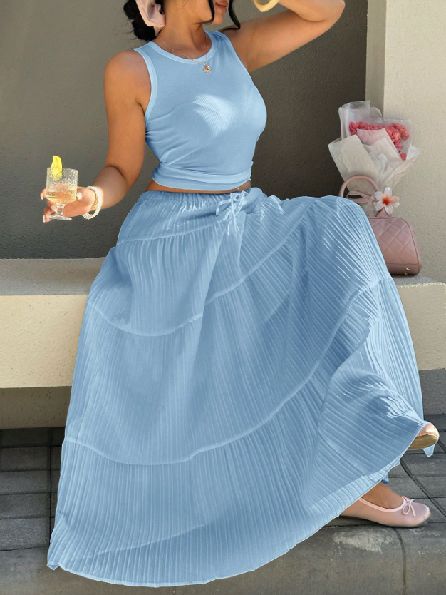 Curvy Skirt and Matching Basic Tank