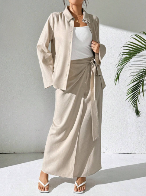 Luxury CURVES Two Piece Skirt and Top