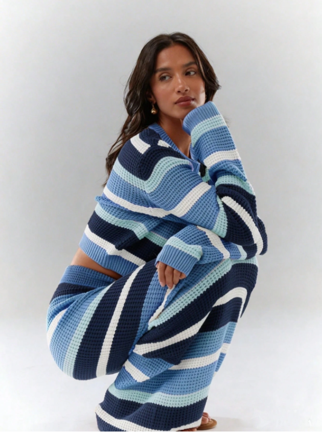 Light Knitted Women Set