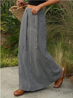 Slimming Contrast Skirt