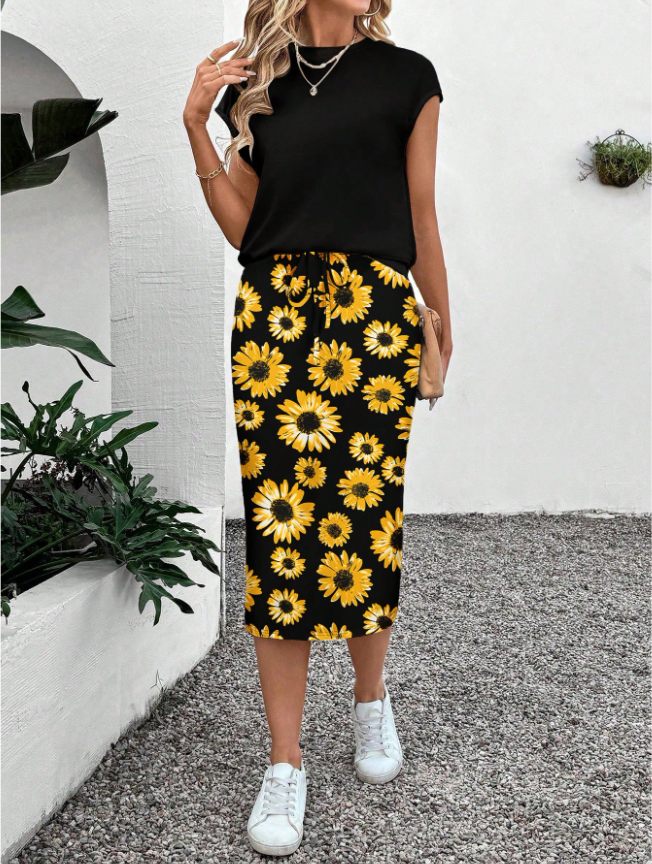 Flower Skirt & Tshirt OOTD