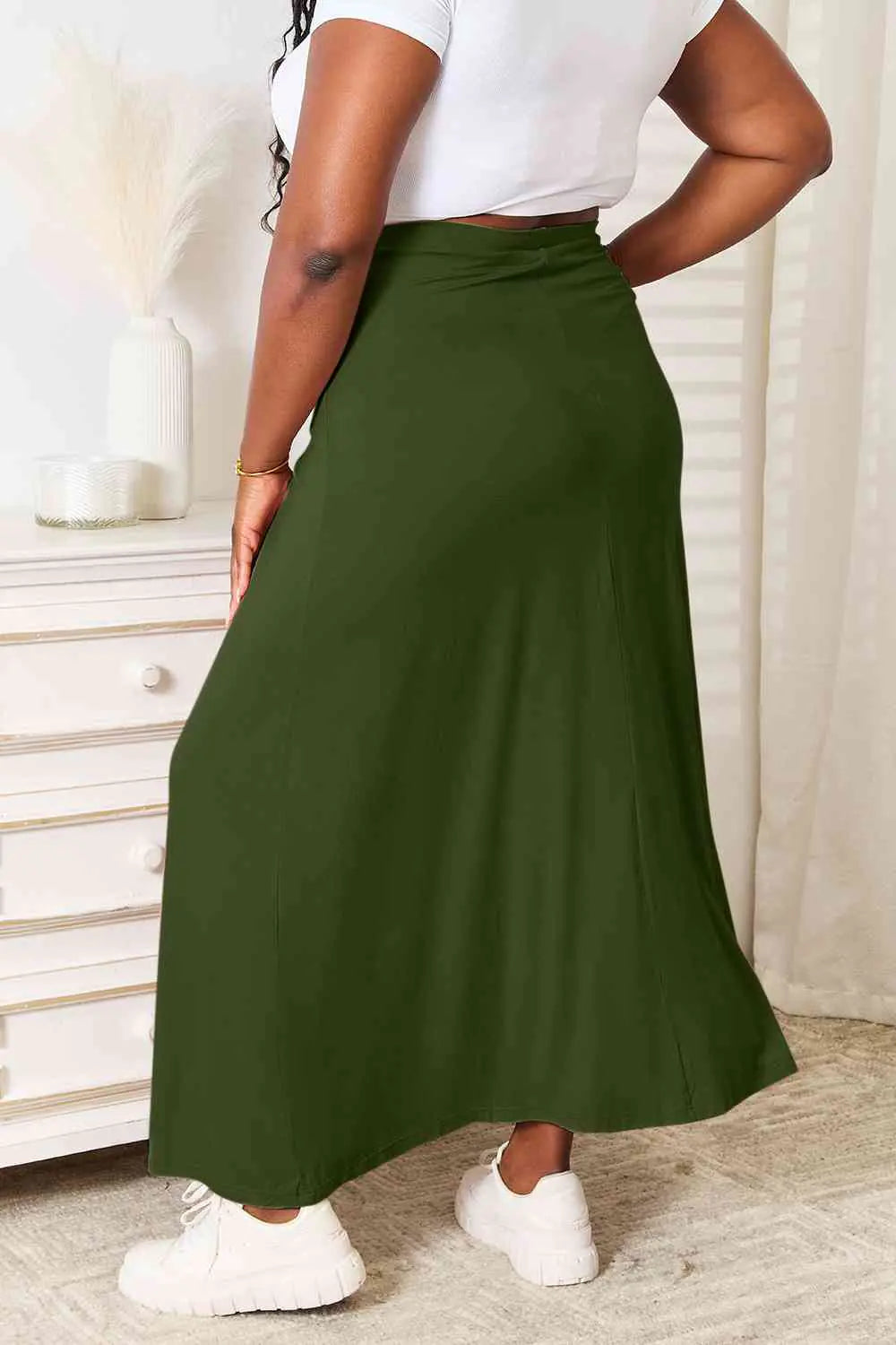 Basic Soft Maxi Skirt